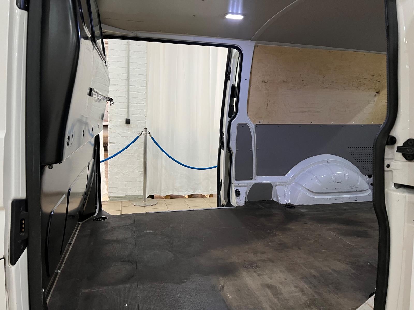 Volkswagen T6 2,0 TDI Transp. lang Klima Doppelschiebetür