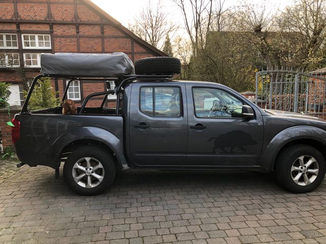 Nissan Navara d40 mit Dachzelt