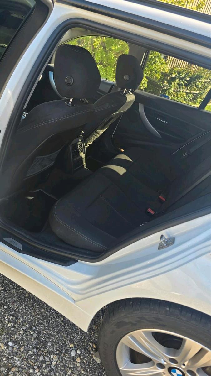 BMW 318 2013 — photo 14