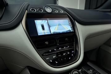صورة مصغرة 24 لـ 2024 Aston Martin DBX