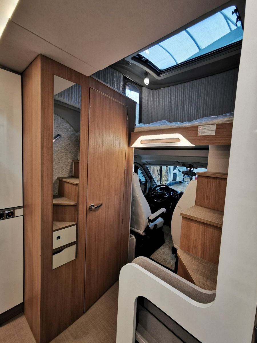 Fahrzeugabbildung Bürstner Lyseo Gallery TD 649 G SPAREN SIE € 51.519!