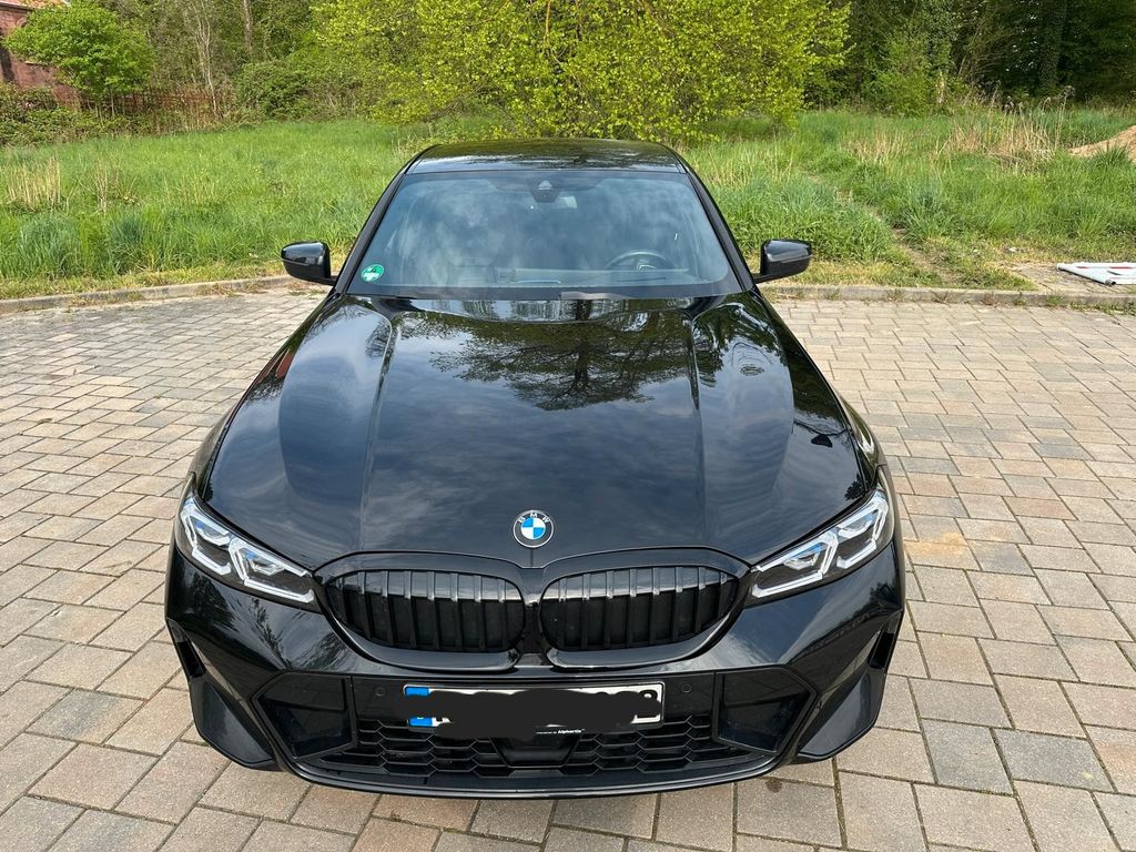 Image of BMW 320