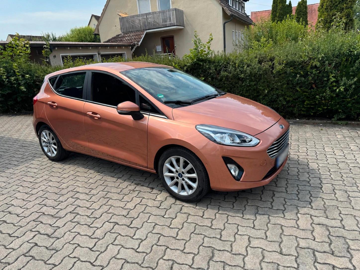 Ford Fiesta 1,0 EcoBoost Titanium Scheckheftgepflegt