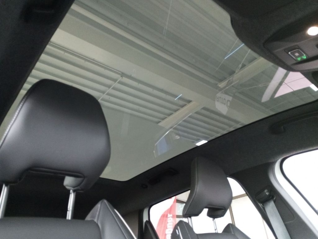 Fahrzeugabbildung Mitsubishi Eclipse Cross Diamant TOP Luxury 87 kWh (22kW)