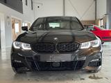 BMW 330i M Sport Laser/360/AHK/StandHZ/Pano/HUD/4SHZ - BMW 330: 330i M Sport