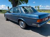 Mercedes-Benz 200