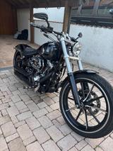 Harley-Davidson Breakout FXSB 103  - Motorräder in Freiburg