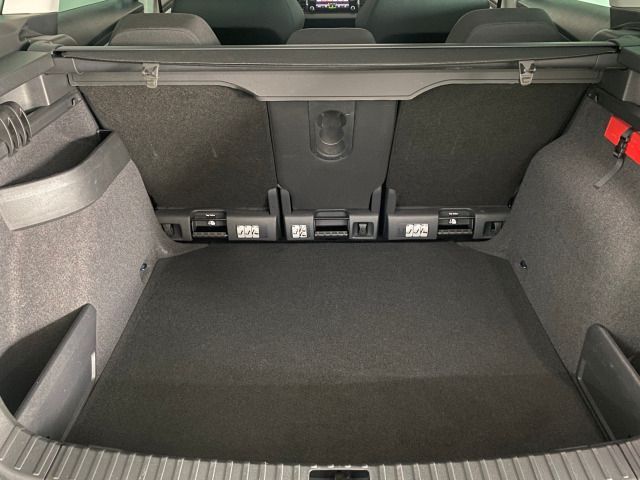 Karoq Tour 1.0 TSI NAVI+STANDHZ+LED+ACC