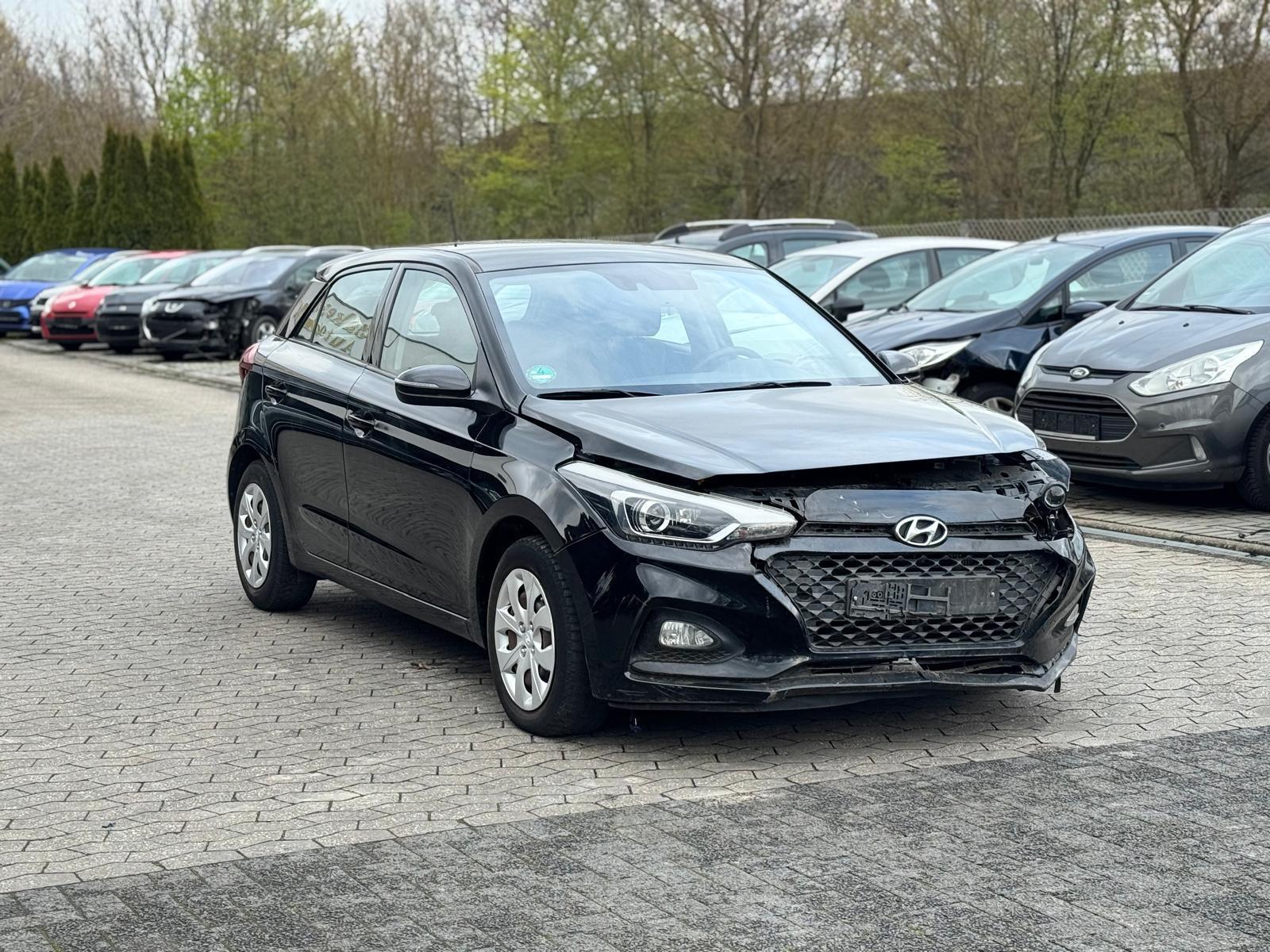 Hyundai i20 1.0 T-GDI Trend *Kamera*30TKM*Automatik*EU6*