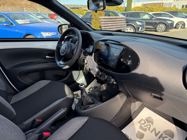 Toyota Aygo X Business Edition