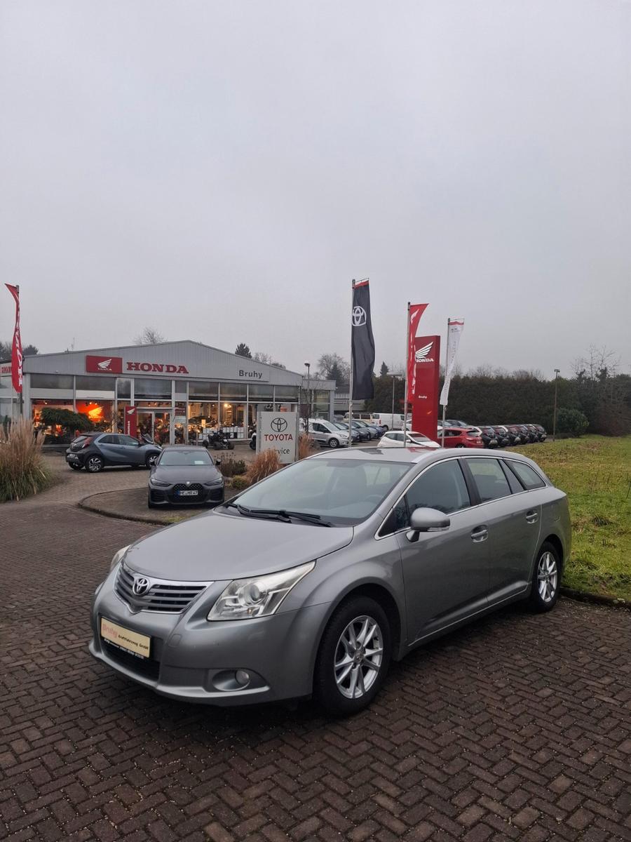 Toyota Avensis Edition Navi Kamera RELAX NEUE KUPPLUNG