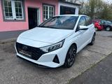 Hyundai i20 Intro Edition Mild-Hybrid - Hyundai i20 Gebrauchtwagen in Düsseldorf