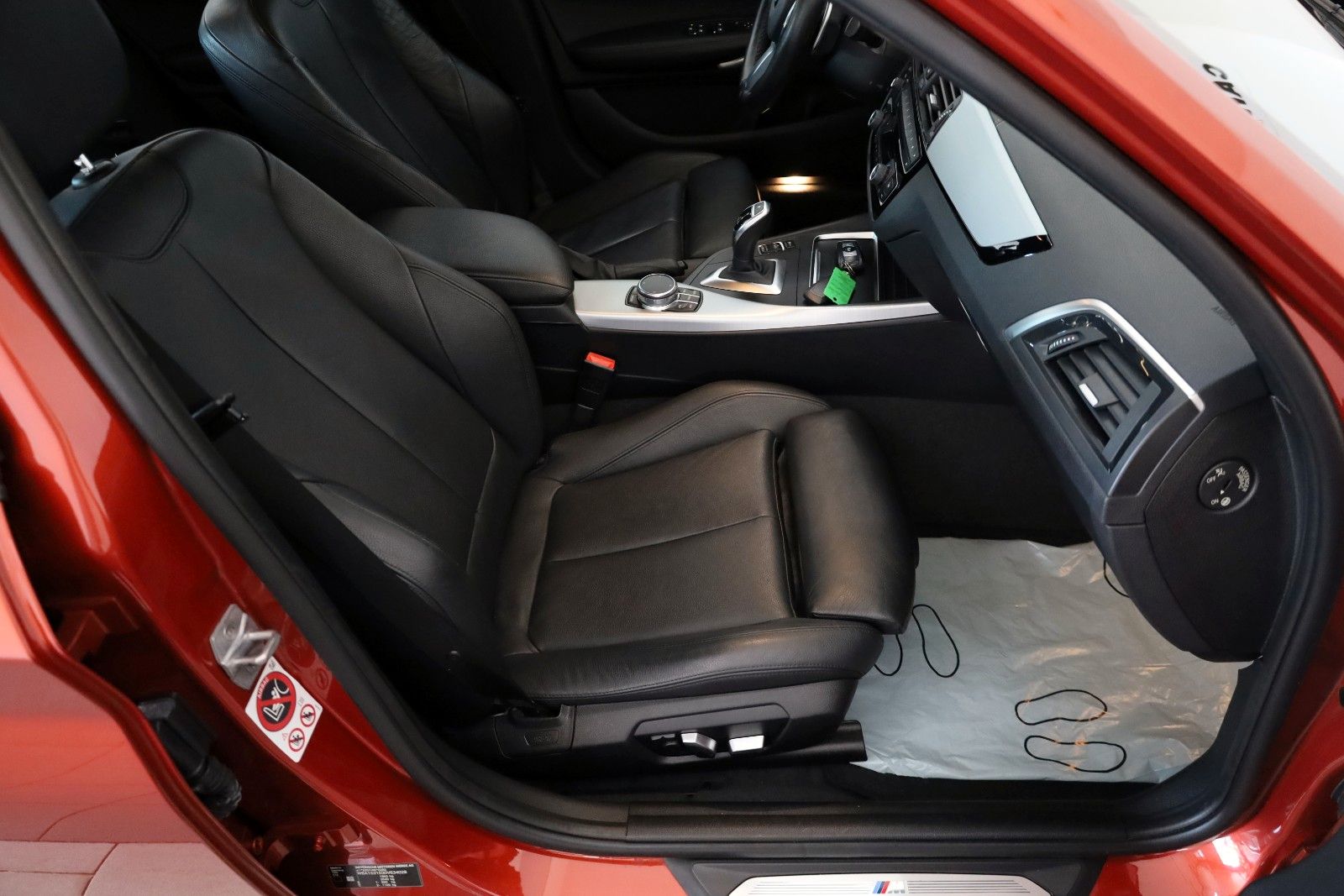 Fahrzeugabbildung BMW 125i M Sport 5T Leder,Navi,LED,SH,Park Assistent