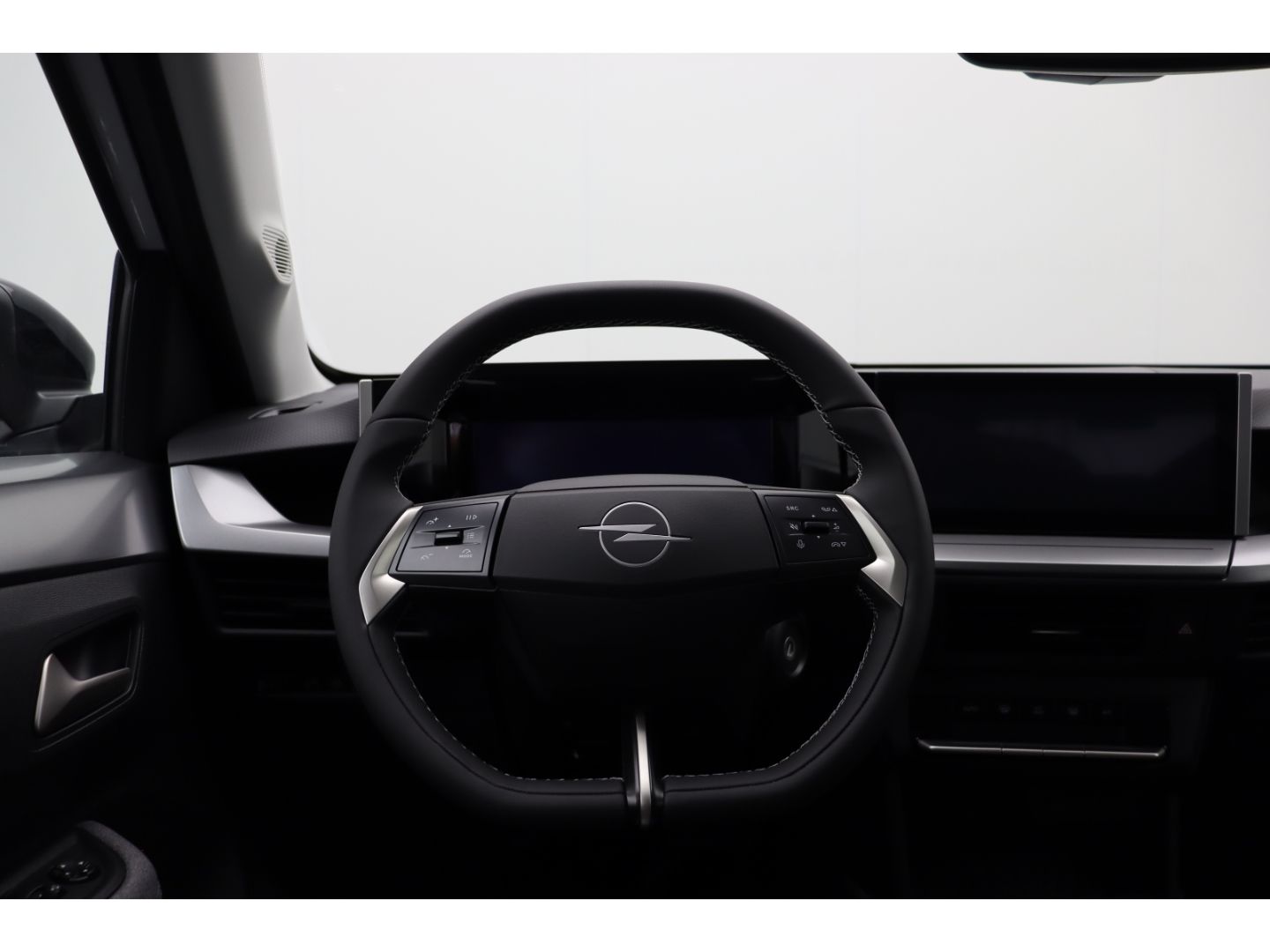 Fahrzeugabbildung Opel Frontera Electric GS 83 kW LED/ Allwetter/ Kamer