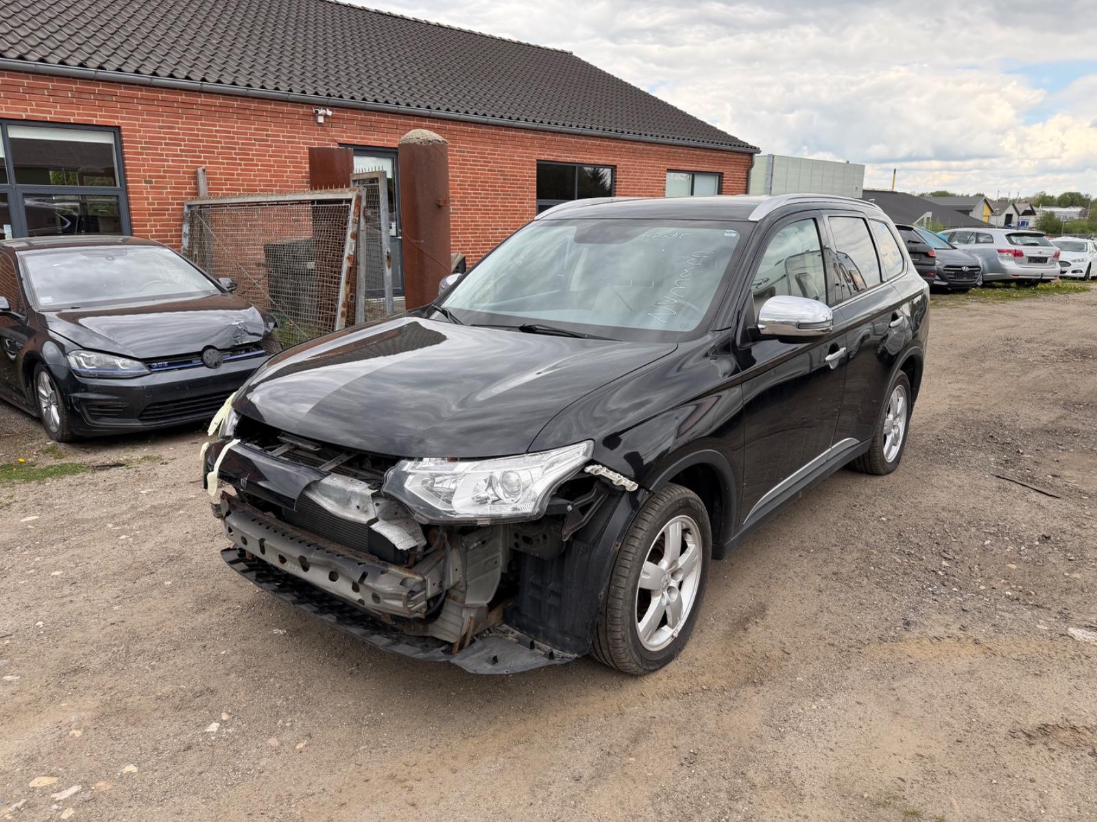 Mitsubishi Outlander ClearTec Invite 4WD