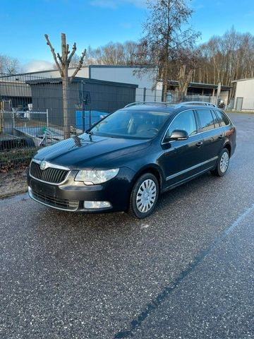 Skoda Superb Combi Elegance