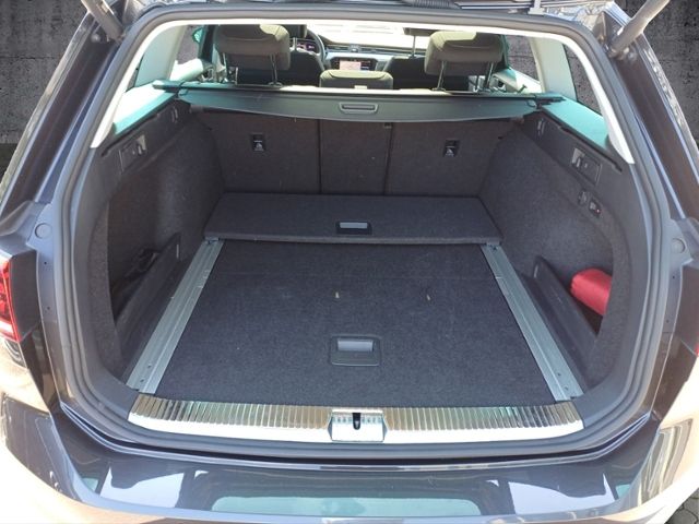 Passat Variant 2.0 TSI Business DSG/ACC/AHK/NAVI