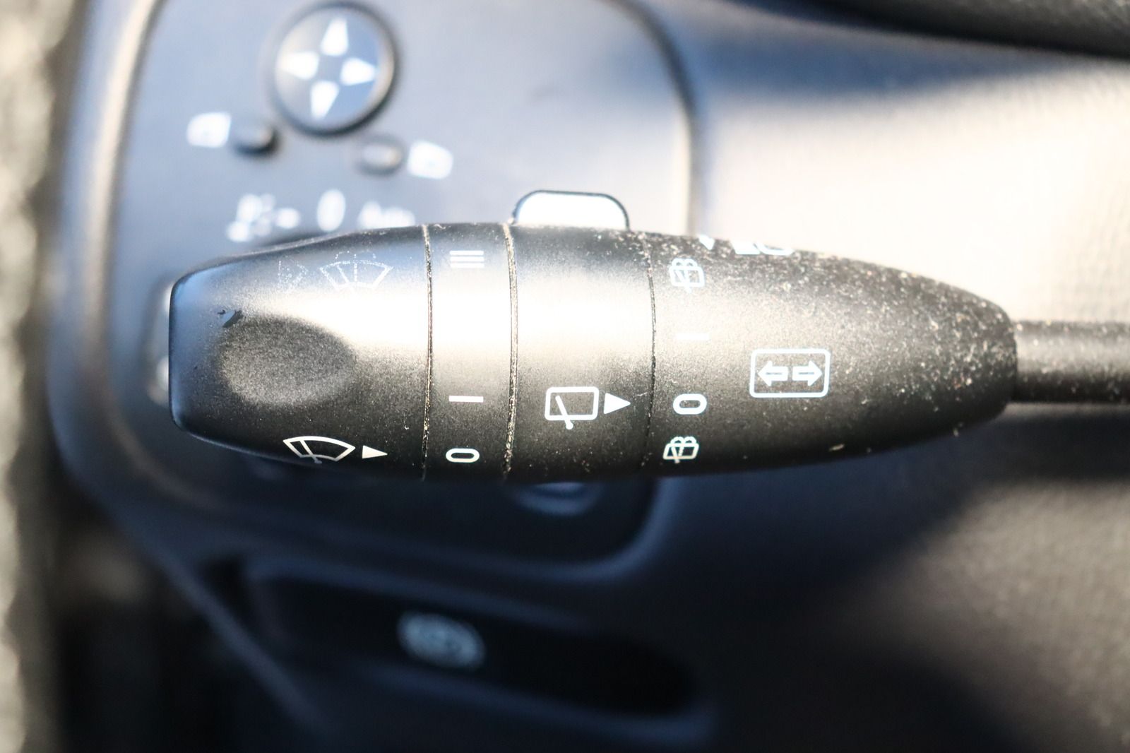 Fahrzeugabbildung Mercedes-Benz C 320 CDI * Leder * Navi * PDC