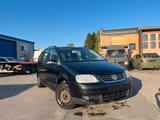 Volkswagen Touran Trendline - gebrauchte VW Touran aus dem Jahr 2004