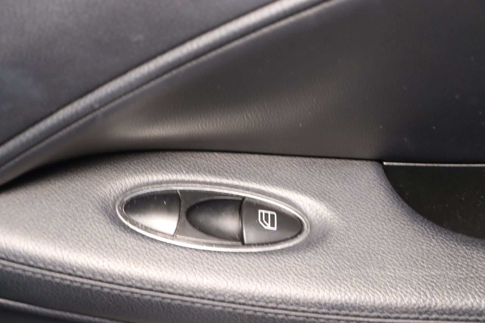 Fahrzeugabbildung Mercedes-Benz CLS 320 CDI Leder * Navi * Sitzheizung