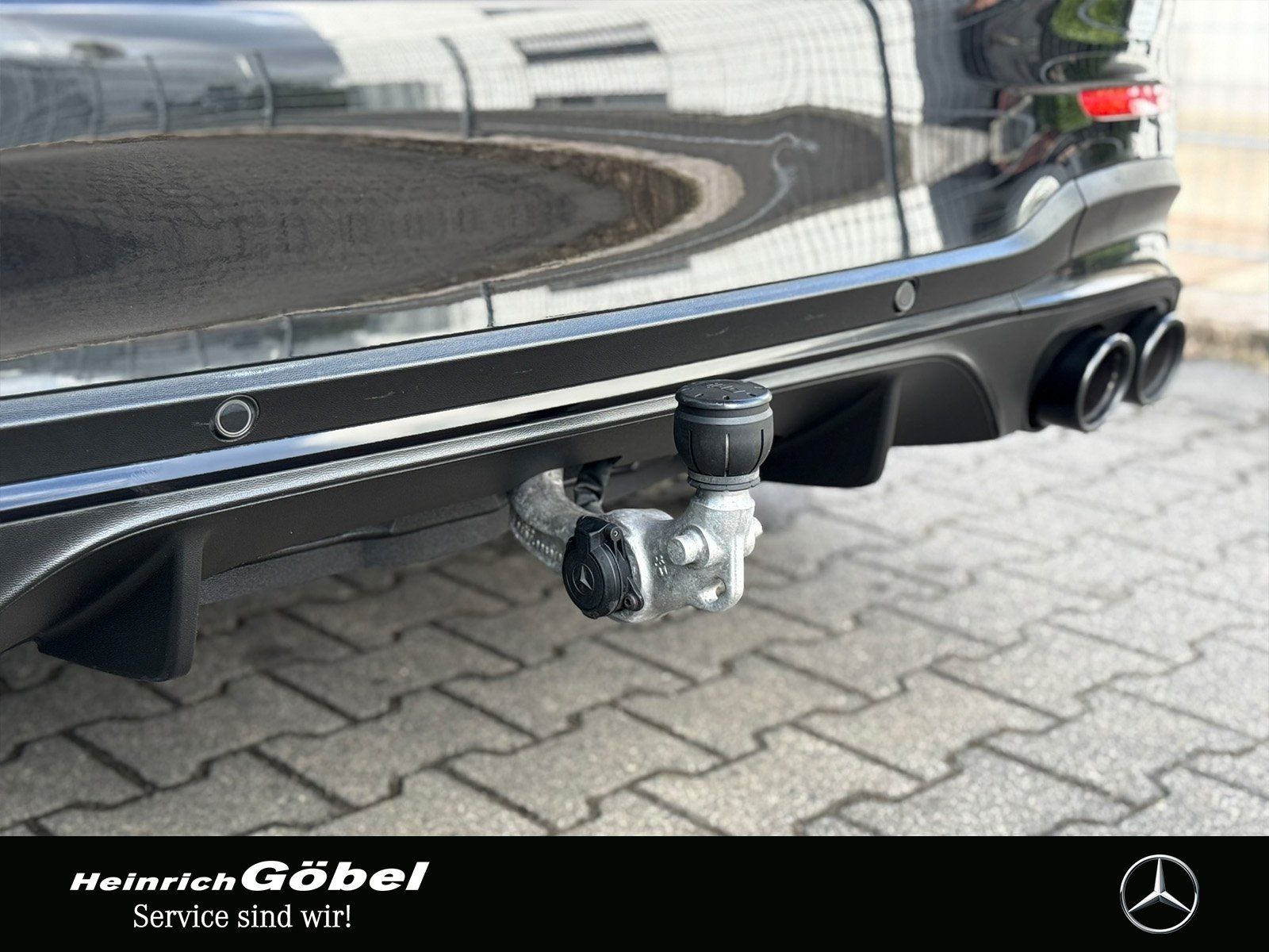 Fahrzeugabbildung Mercedes-Benz GLC 43 AMG*AHK*PANORAMA*AMBIENTE*NIGHTPAKET*