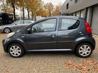 Peugeot 107 1.0-12V XS