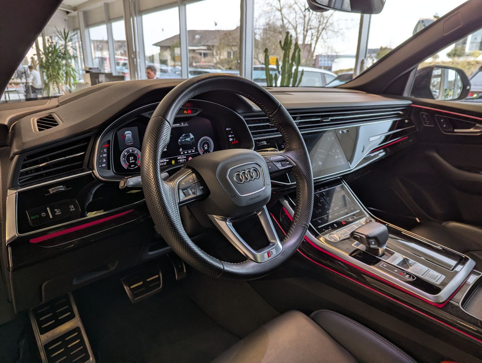 AUDI Q8 50 TDI qu. 3x S-Line HUD Matrix Pano ACC AHK - Image 22