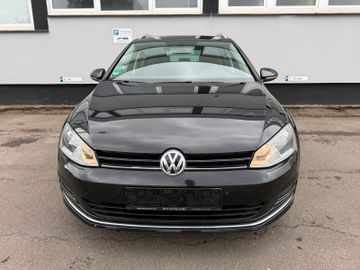 Volkswagen Golf - 2