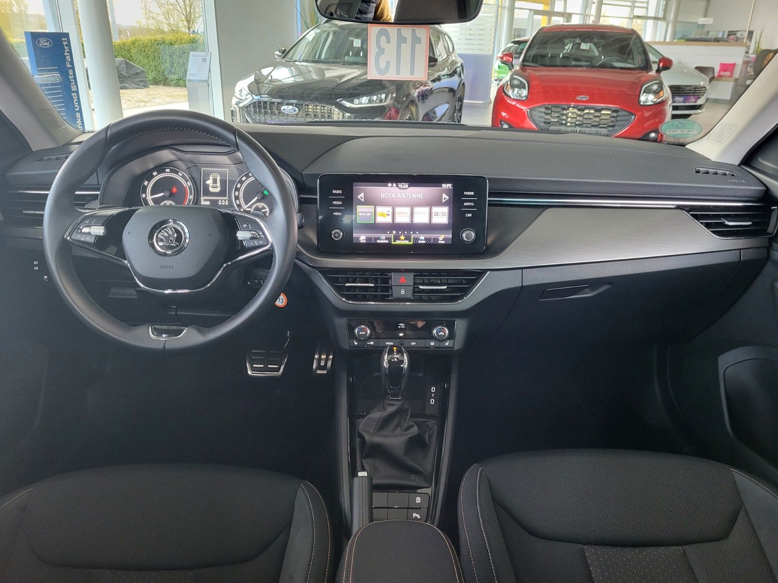 Fahrzeugabbildung SKODA Kamiq Scoutline AUTOM./KAMERA/LED/AHK/SITZHEIZ.
