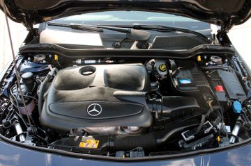 Fahrzeugabbildung Mercedes-Benz CLA200 Shooting Brake AMG Line ACC LED NAVI PDC