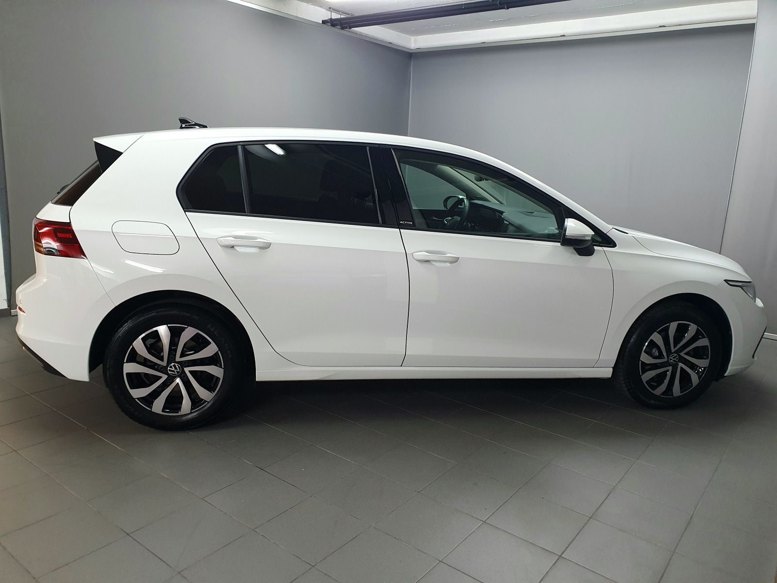 Volkswagen Golf VIII Active 2.0TDI DSG AHK ACC AppConnect foto 3
