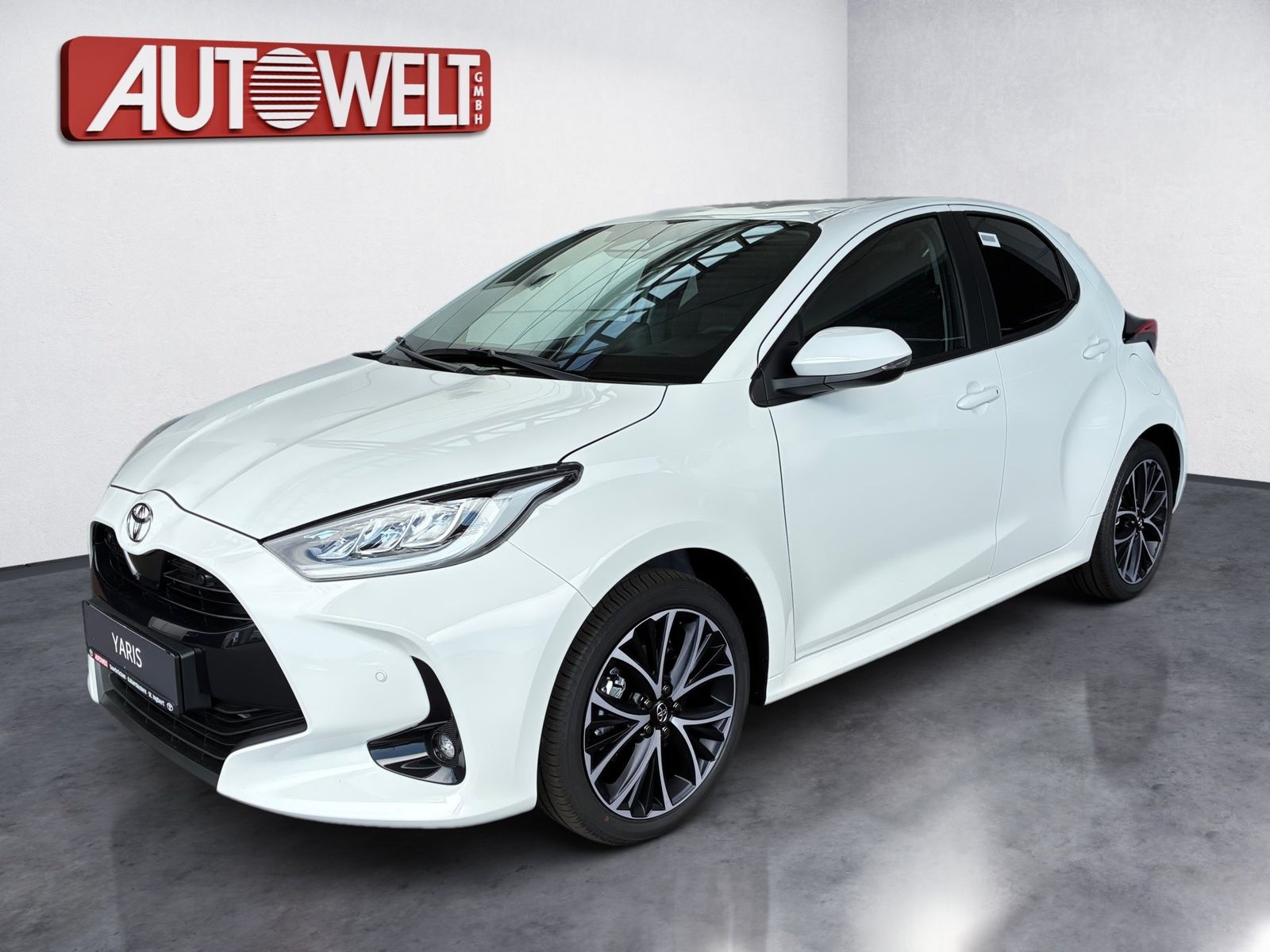 Fahrzeugabbildung Toyota Yaris 1.5 Teamplayer Kamera,LED,Matrix,ACC,PDC
