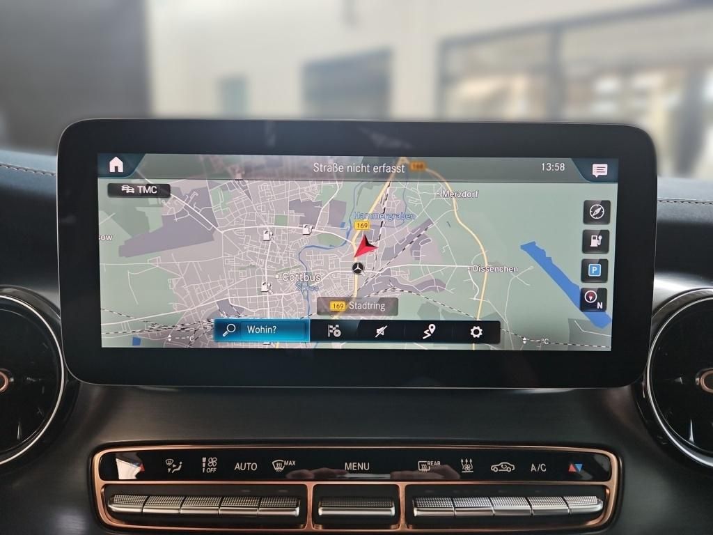 Fahrzeugabbildung Mercedes-Benz EQV 300 AVG lang 7Sitze AIRMATIC Pano Sound 360°