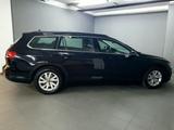 Volkswagen Passat Variant Business 2.0TDI DSG Navi/LED/ACC - gebrauchte Kombis