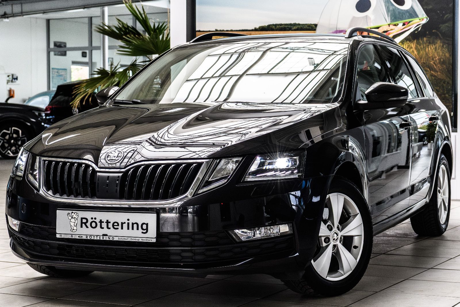 Fahrzeugabbildung SKODA Octavia Combi Tour 1.0 +NAVI+LED+el.Heckkl.+MFL