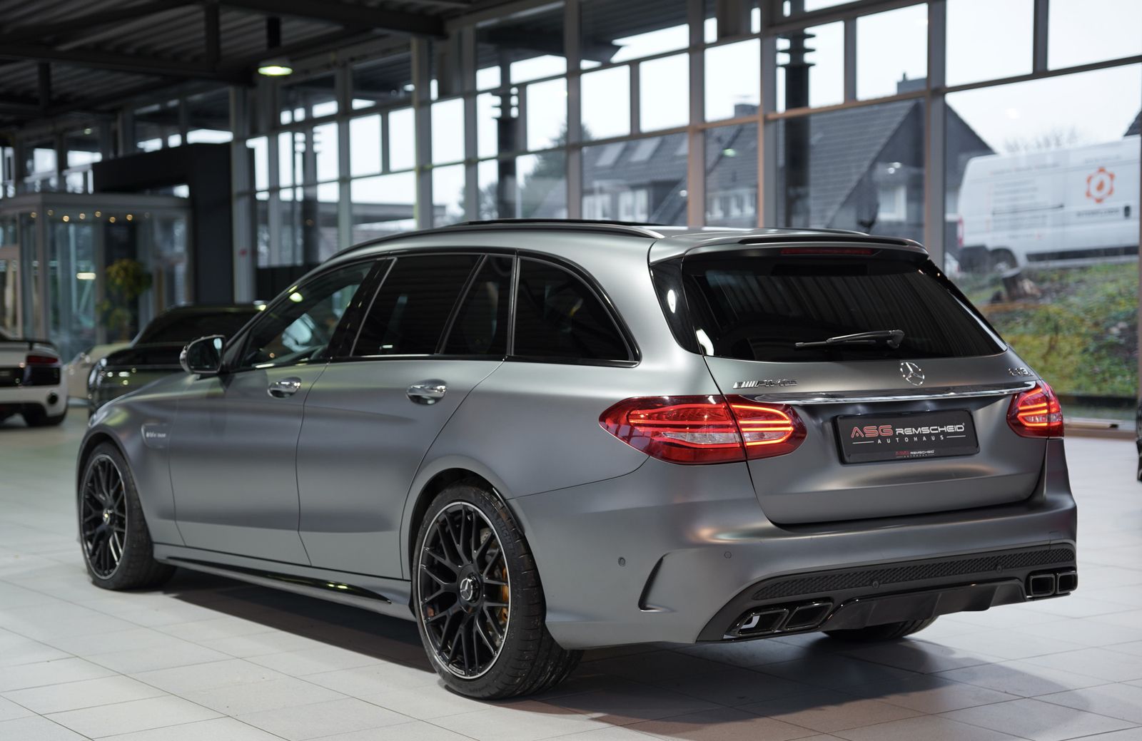 Mercedes Benz C 63 Amg