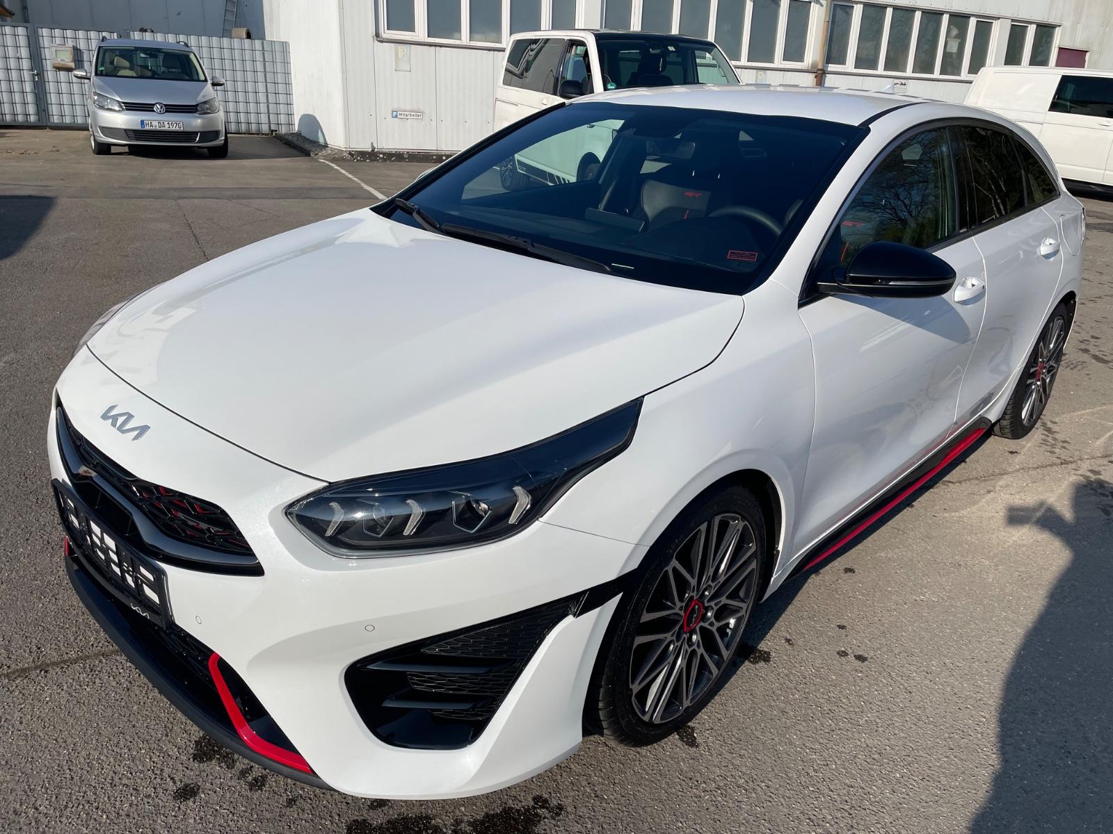 Kia*ProCeed*1.6 TGDI*GT*Aut.*LED*Alcantara*