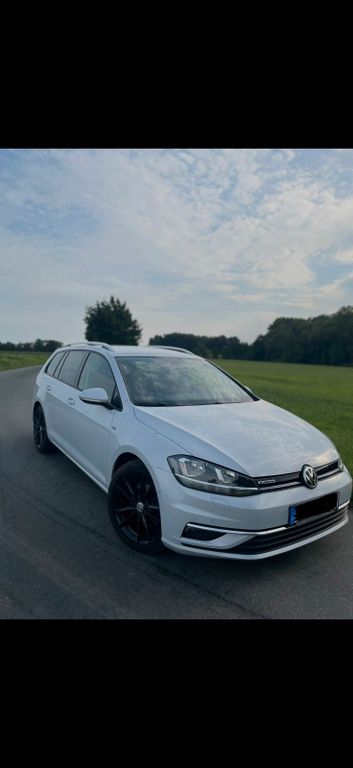 Image of Volkswagen Golf
