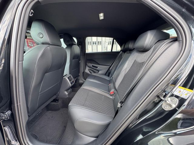 T-Roc 1.5 eTSI 150PS DSG R-Line AHK/ACC/APP/RFK