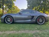 Porsche Cayman GTS 