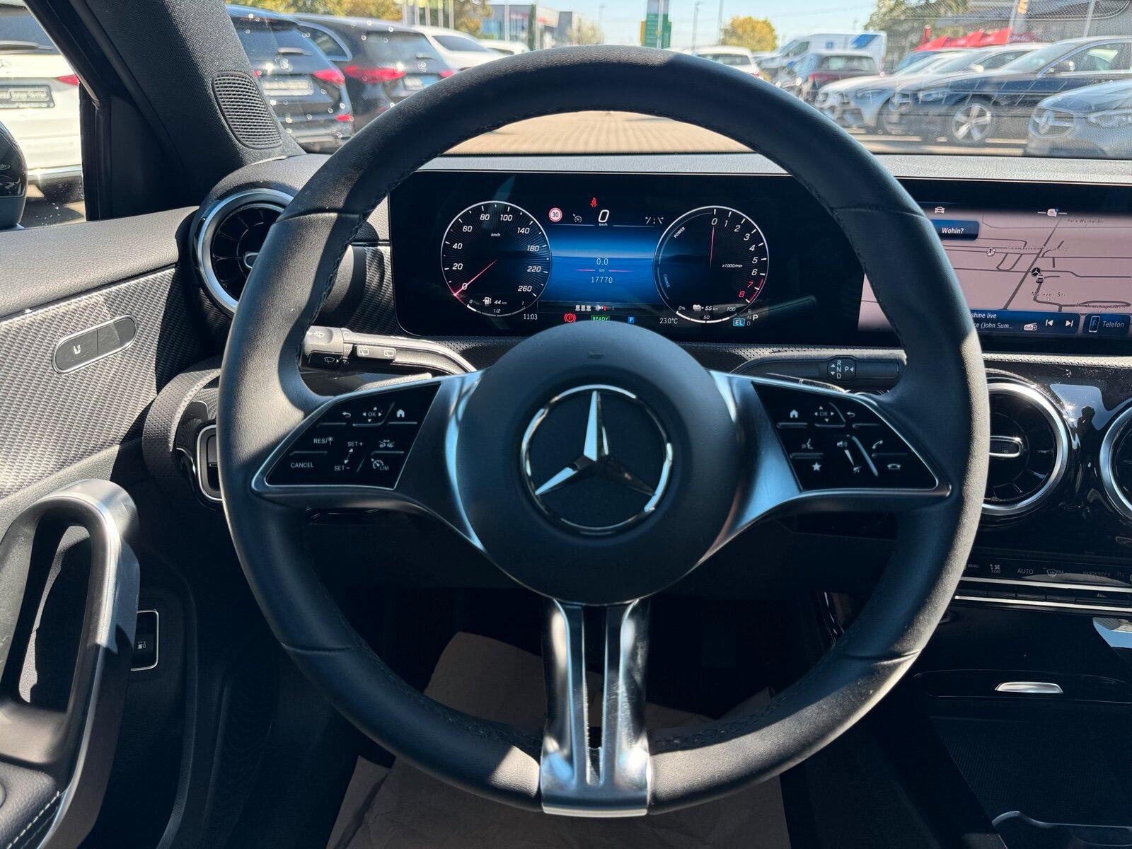 Mercedes-Benz A 250 e PROGRESSIVE +NAVI+LED+KAMERA+ASSIST+SHZ+