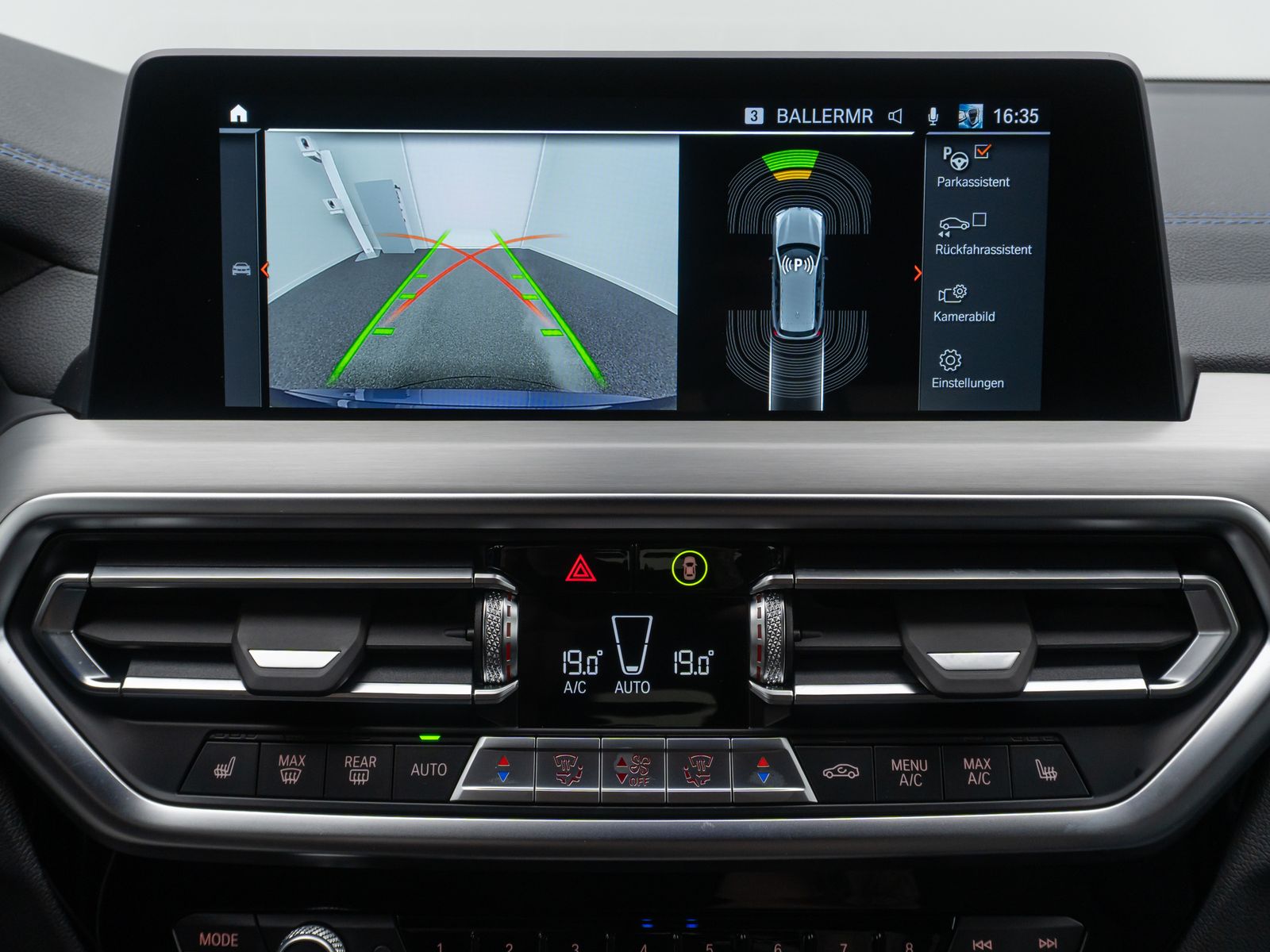 Fahrzeugabbildung BMW X3 M40i Kamera Laser HUD DAB HiFi Komfort 21Zoll
