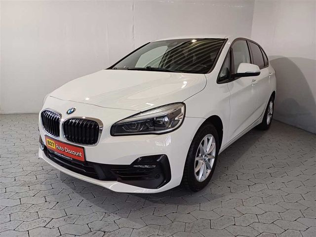 BMW 220 Active Tourer Sport Line Automatik NAVI+LED