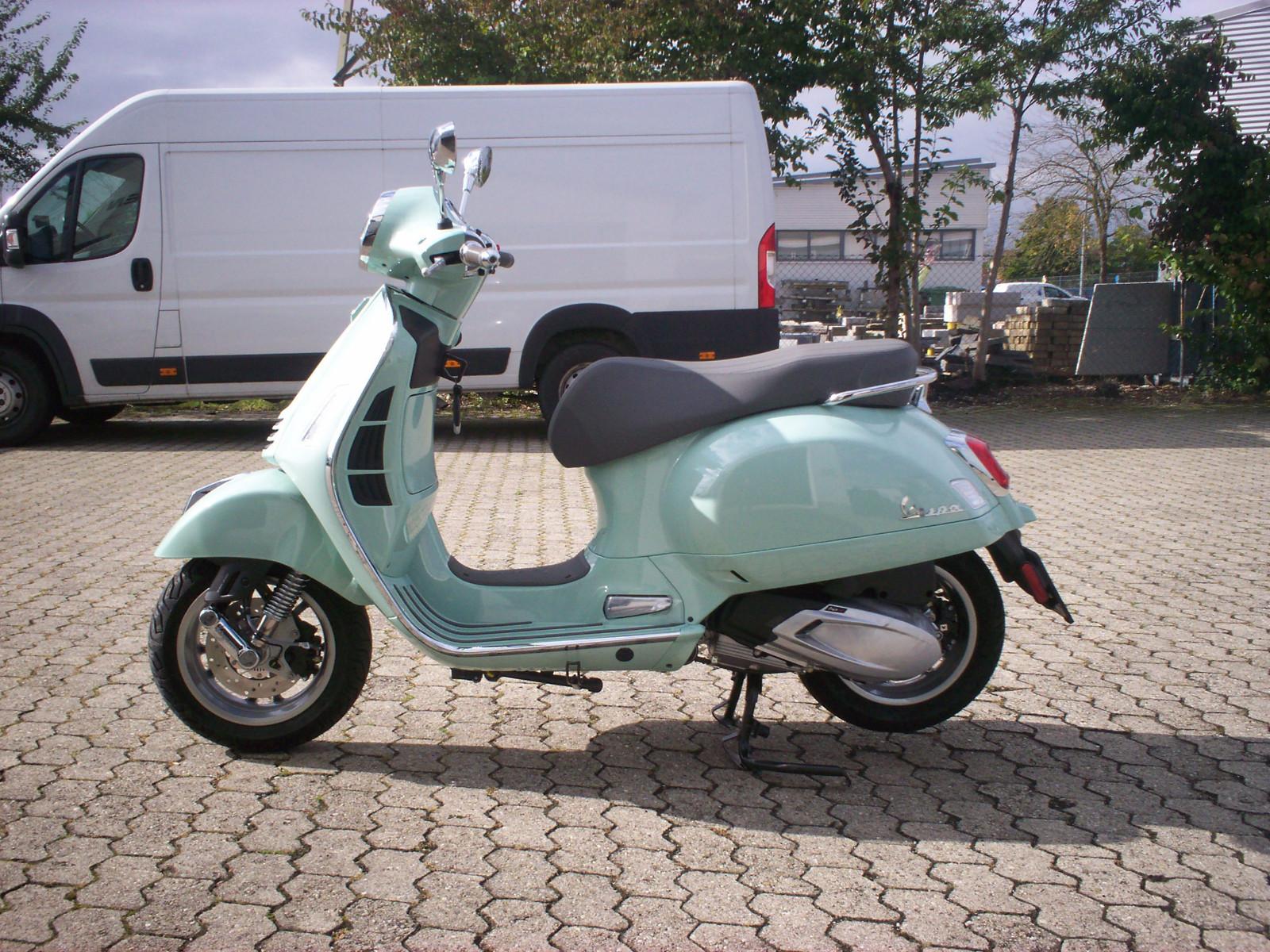 Vespa Herbstaktion  GTS 125  neues Modell Euro 5+