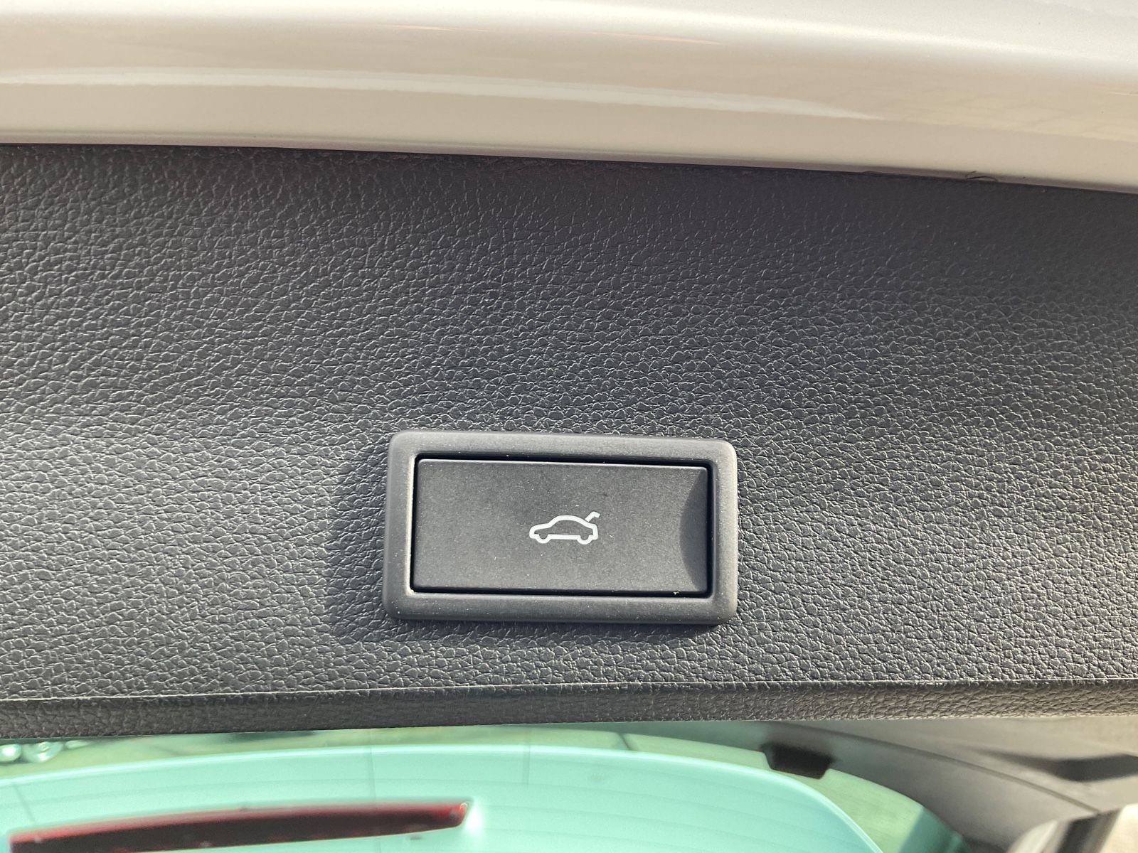 Fahrzeugabbildung CUPRA Ateca 2.0 TSI 4Drive DSG,AHK,Navi,ACC,LED