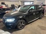 Audi Q5 40 TDI quattro design - Audi: Unfallwagen