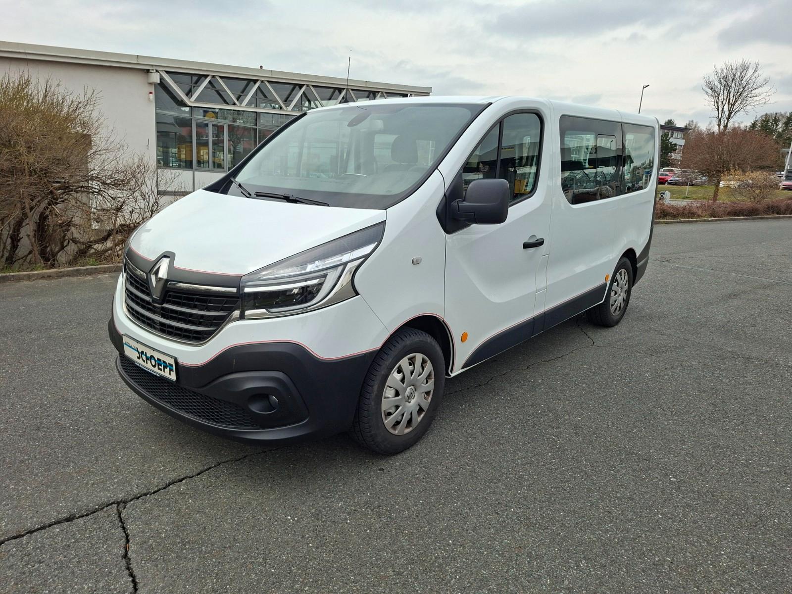 Renault Trafic Combi L1H1 2,8t  Life Navi/LED/AHK/8.Sitz