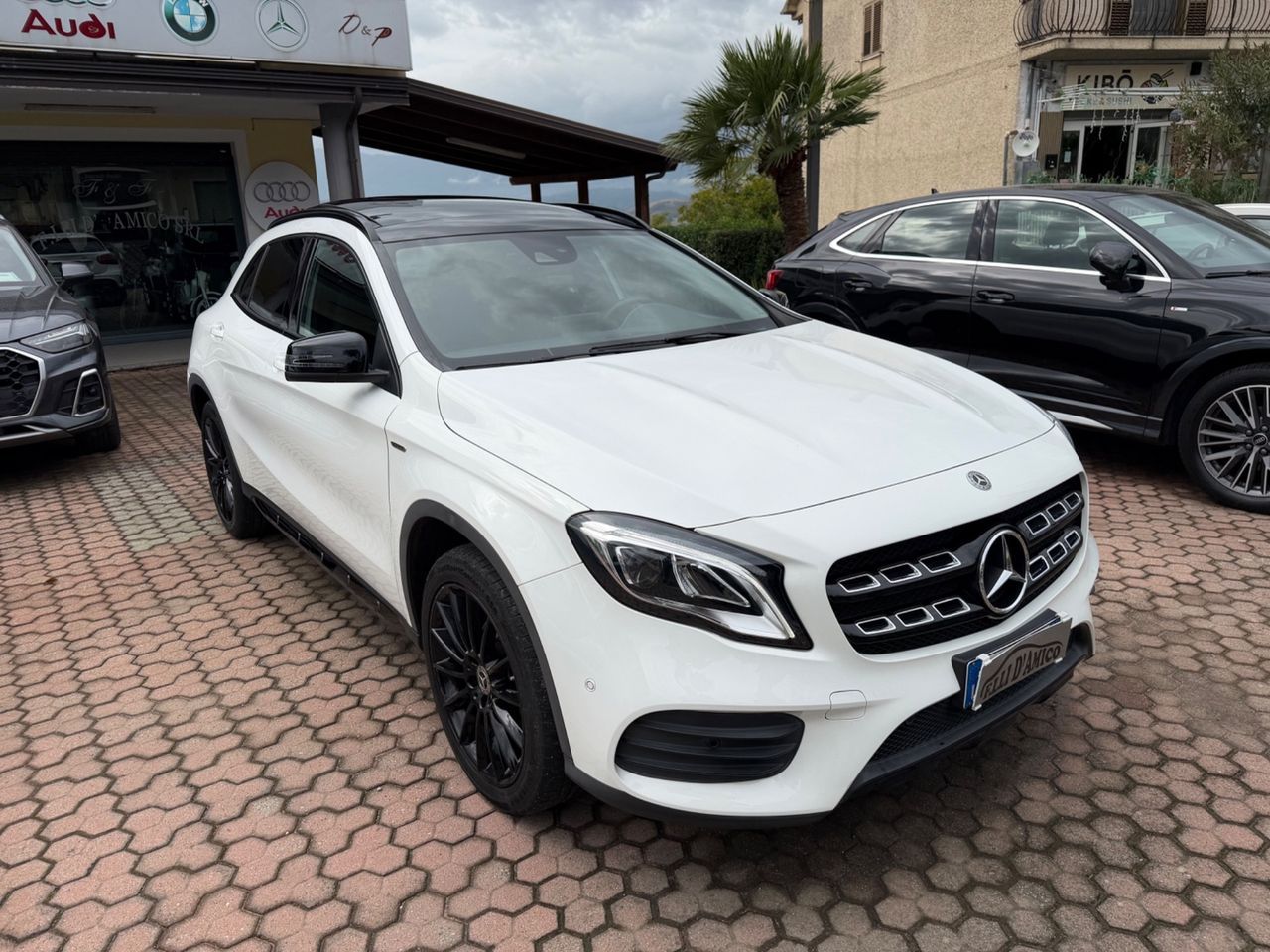 Mercedes-Benz Mercedes-benz GLA 200 d Automatic Premium imagem 3