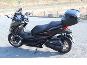 Honda Forza125 Special Edition