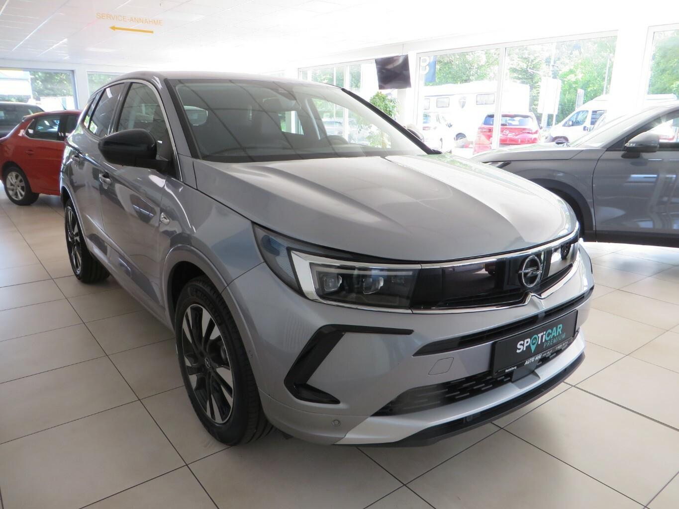 Opel Grandland 1,5 CDTI Elegance Neuwertig